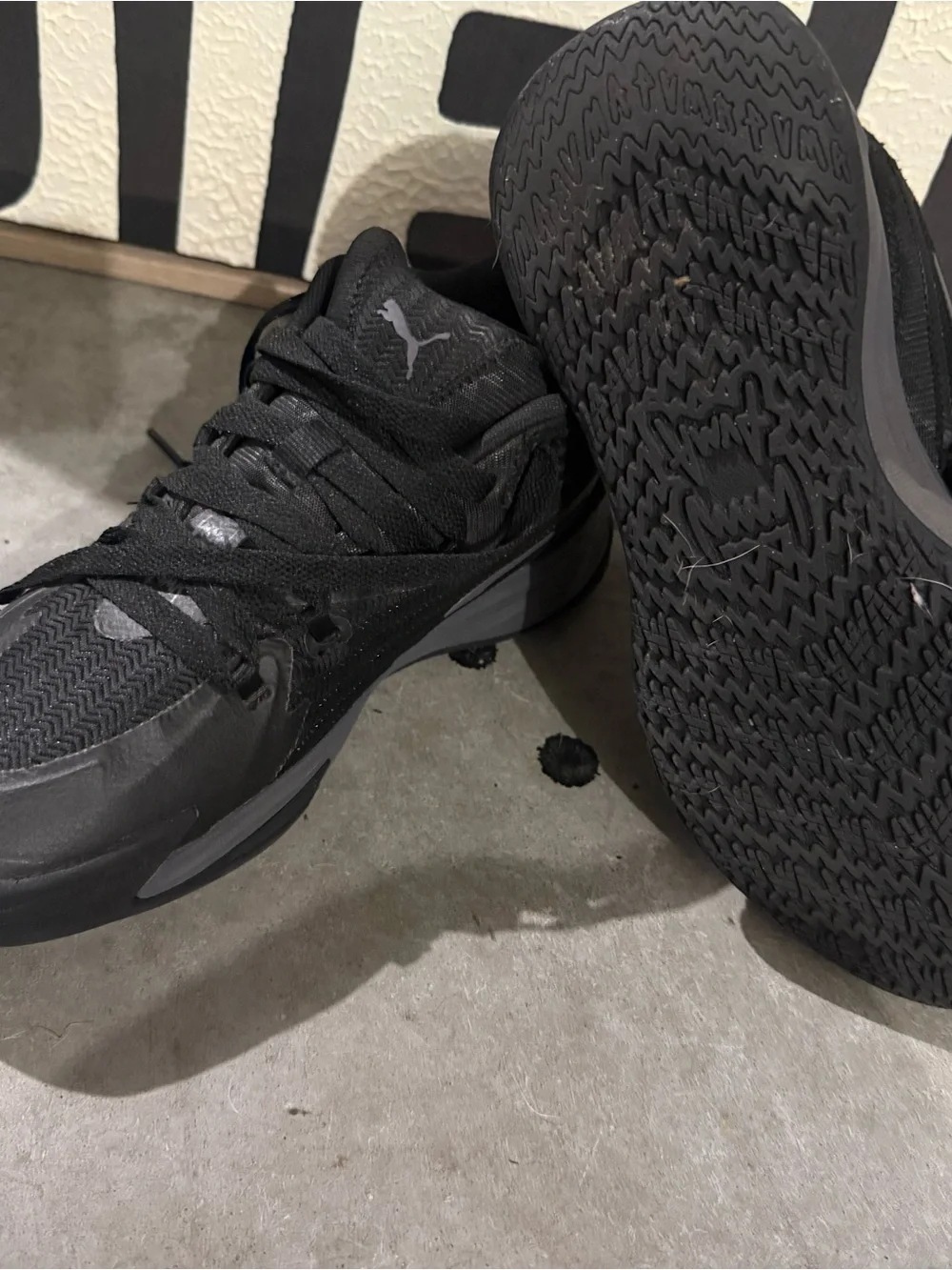 Puma Men's Black Low-Top Performance Sneakers